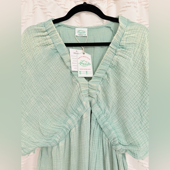 🆕 Very J Mineral Wash Sage Green Dress - Picture 4 of 5